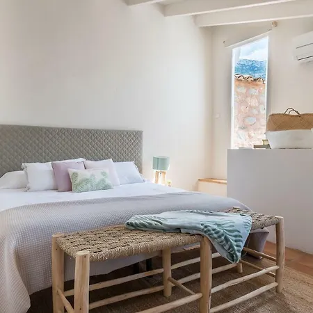 Ca Sa Padrina Holiday home *